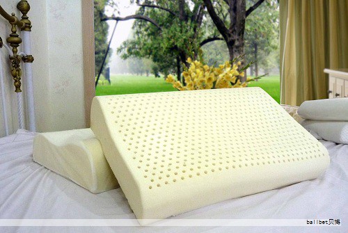 乳胶枕在缓解颈部不适方面具有一定作用，但效