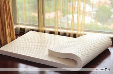 睡眠质量直接影响日常生活，选择合适的枕头尤