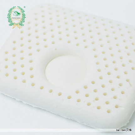 在当今市场，乳胶枕凭借舒适睡眠体验和多重健