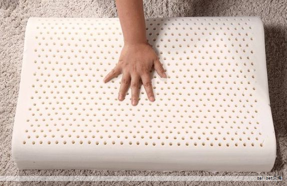 选择合适的乳胶床垫常常让人犹豫不决,市场品牌繁多,材料环保性、支撑性、透气性等方面各有侧重。下列十大品牌在技术创新与口碑方面表现突出,代表性产品的核心卖点如下,供您在选购时参考。 选择合适的乳胶床垫常常让人犹豫不决,市场品牌繁多,材料环保性、支撑性、透气性等方面各有侧重。下列十大品牌在技术创新与口碑方面表现突出,代表性产品的核心卖点如下,供您在选购时参考。