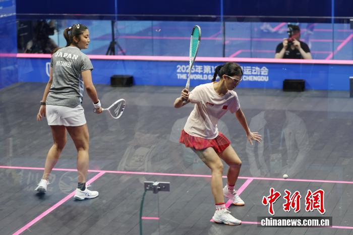 13岁壁球小将殷子媛成都世运会首战告负 与偶像