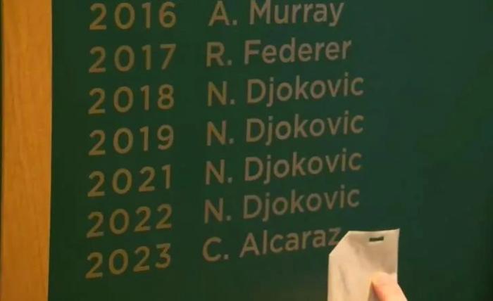 德约科维奇温网决赛惜败阿尔卡拉斯 西班牙新星