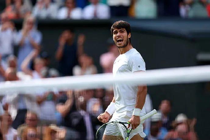 德约科维奇温网决赛惜败阿尔卡拉斯 西班牙新星