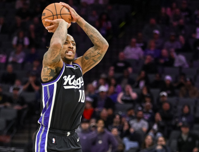 德罗赞砍41分11助攻创NBA最年长单场40+10纪录