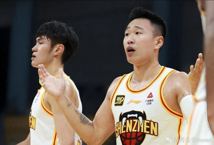 周鹏14分钟砍11+5助深圳大胜 天津遭5连败