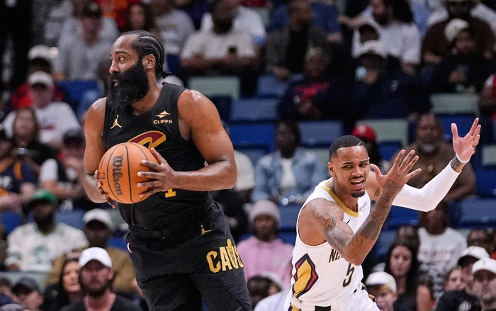 哈登末节爆发率队逆转 锡安单节狂砍18分难救主