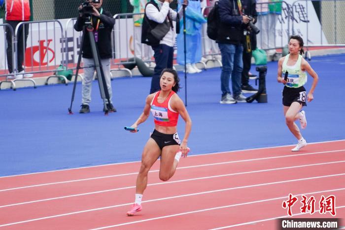 林雨薇葛曼棋领衔上海队夺金 学青会女子接力赛