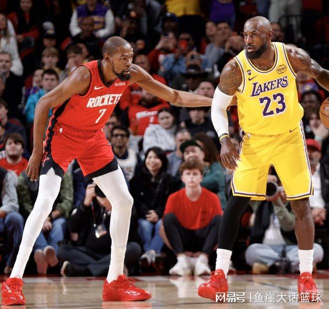 湖人险胜火箭暴露篮板短板 东契奇失误成关键转