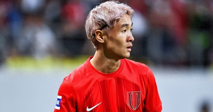 14岁中国小将李昊炎签约巴萨梯队 成首位正式加