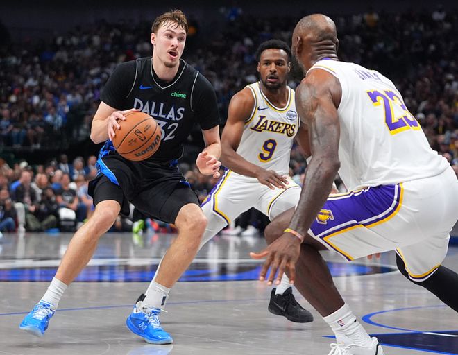 19岁新星弗拉格打破詹姆斯纪录成最年轻连续两场