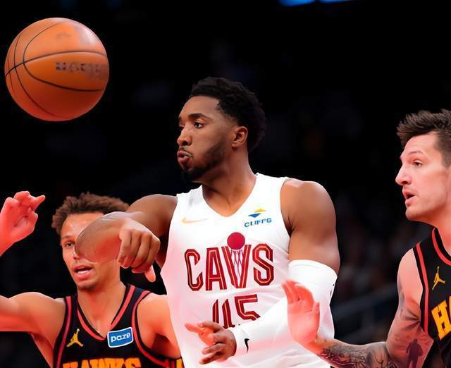 米切尔关键逆转助骑士险胜老鹰 季后赛成绩仍受