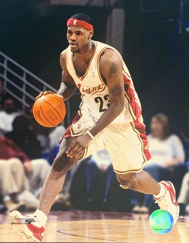 41岁詹姆斯数据全面超越19岁 技术经验成关键