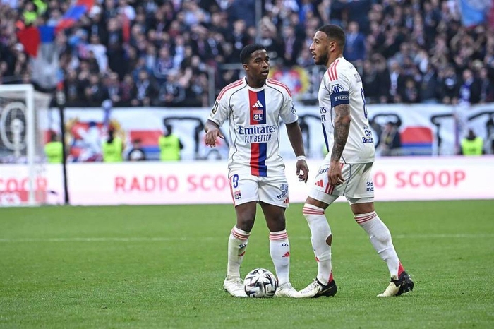 19岁巴西新星恩德里克遭皇马拒绝 阿森纳欲挖角